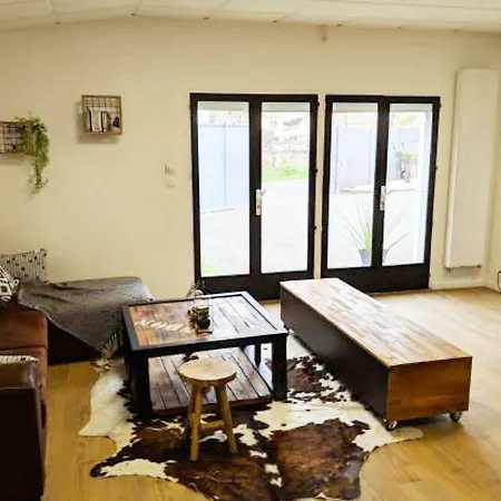 Dépendance Chaleureuse Dans Le Vignoble Nantais * La Haie-Fouassiere